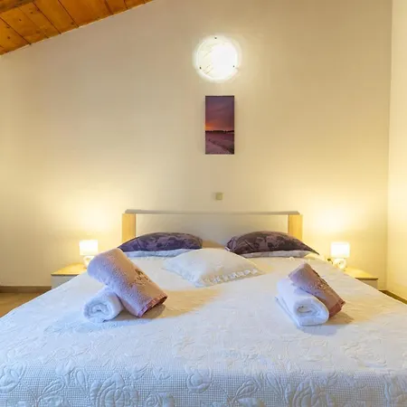 Mainenti Villa Stuti