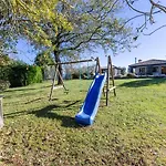 Mainenti Villa *